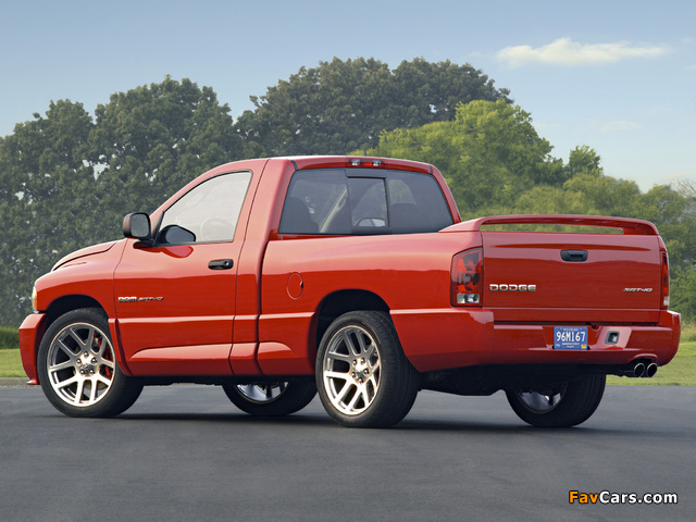 Pictures of Dodge Ram SRT10 2004–06 (640 x 480)