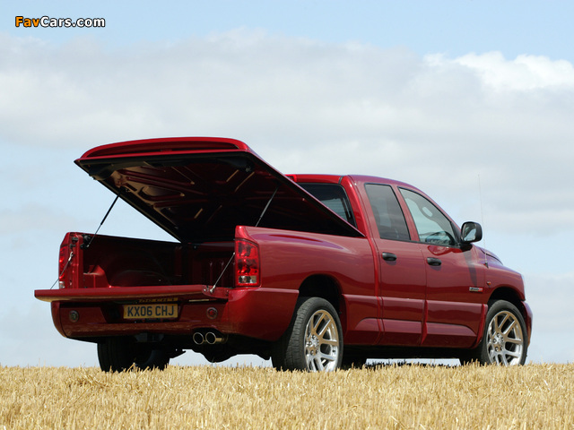 Pictures of Dodge Ram SRT10 Quad Cab 2005–06 (640 x 480)