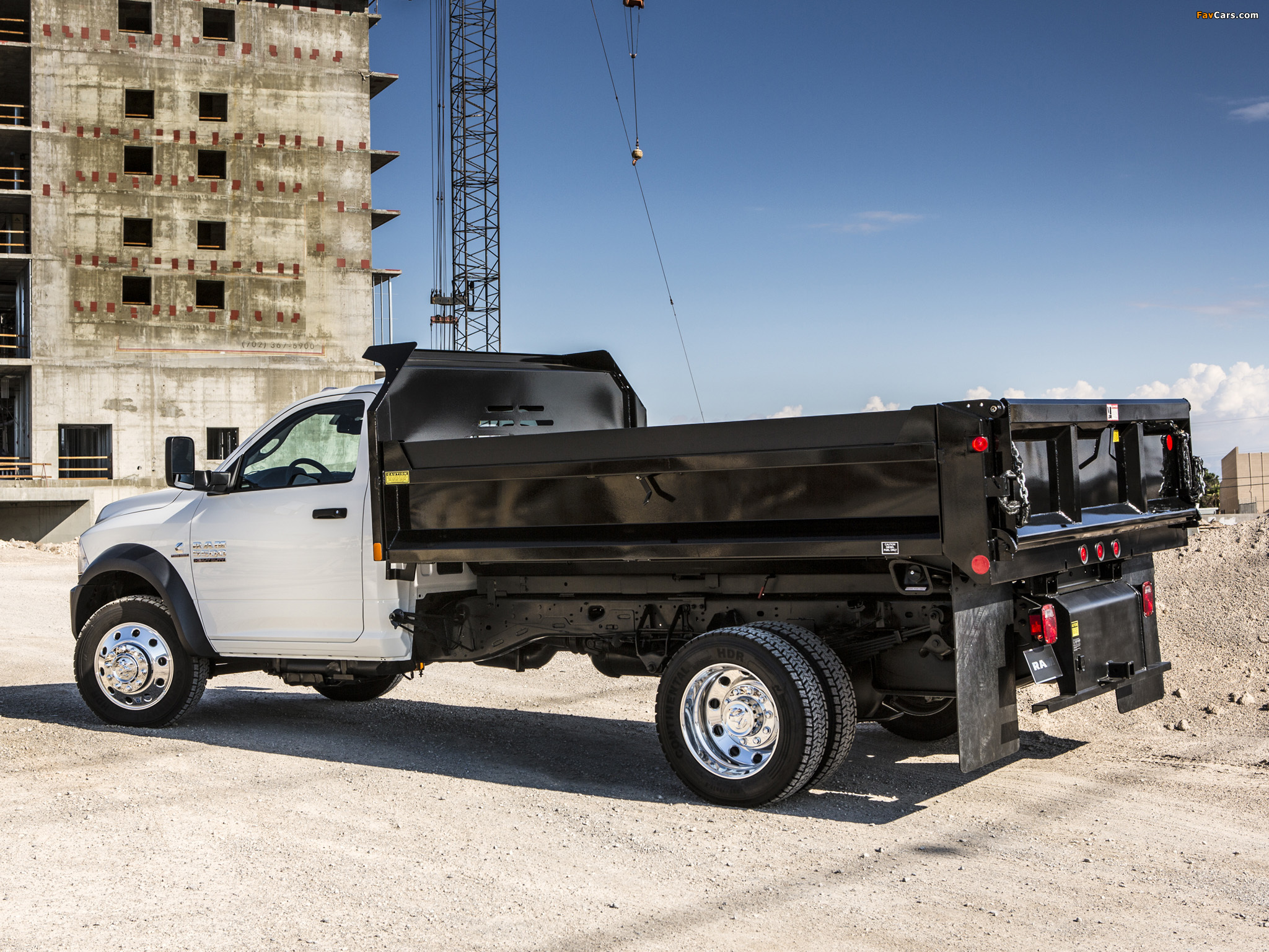 Pictures of Ram 5500 Tradesman Chassis Cab 2012 (2048 x 1536)