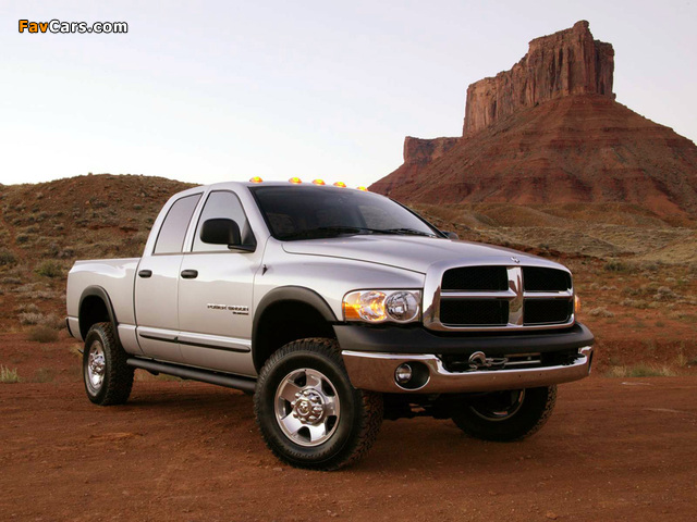 Dodge Ram Power Wagon Quad Cab 2005–08 wallpapers (640 x 480)