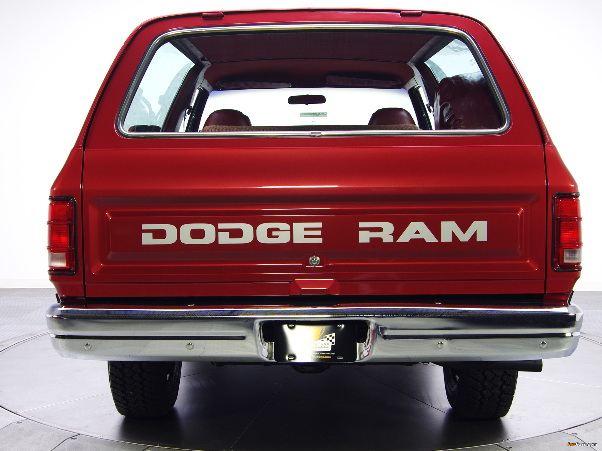 Dodge Ramcharger 1988 wallpapers (2048 x 1536)