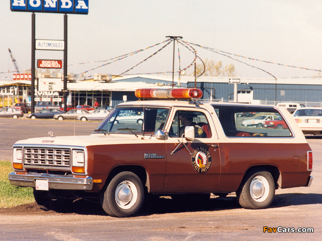 Photos of Dodge Ramcharger Patrol Car 1984 (640 x 480)