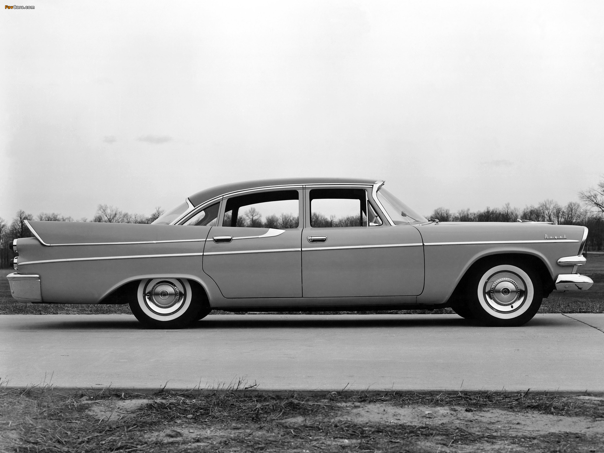 Dodge Royal Sedan 1957 images (2048 x 1536)