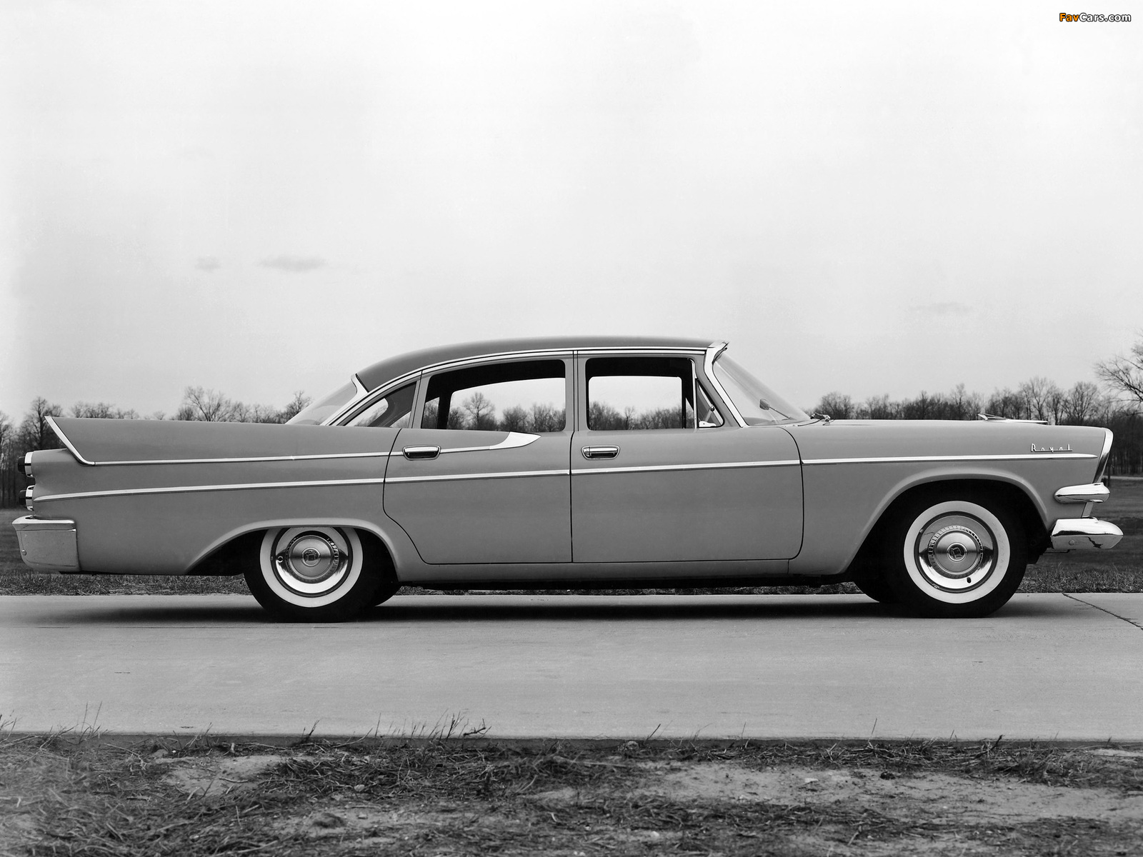 Dodge Royal Sedan 1957 images (1600 x 1200)