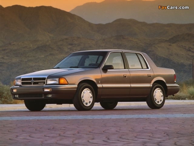 Photos of Dodge Spirit 1989–92 (640 x 480)