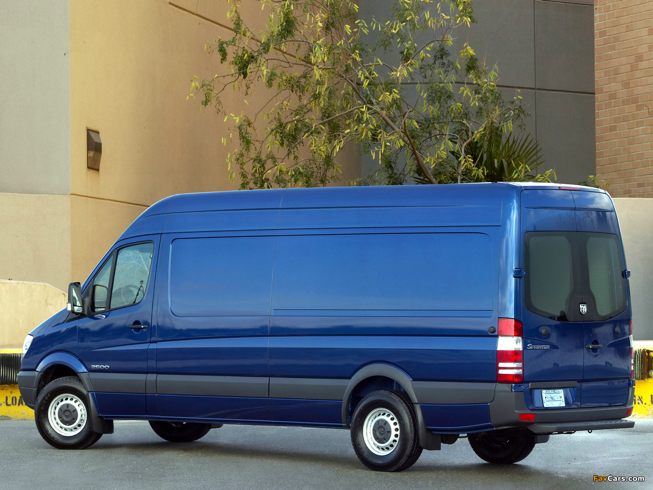 Dodge Sprinter Van 170 2006–09 photos (1280 x 960)