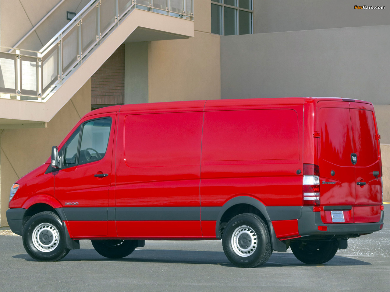 Photos of Dodge Sprinter Van 144 2006–09 (1280 x 960)