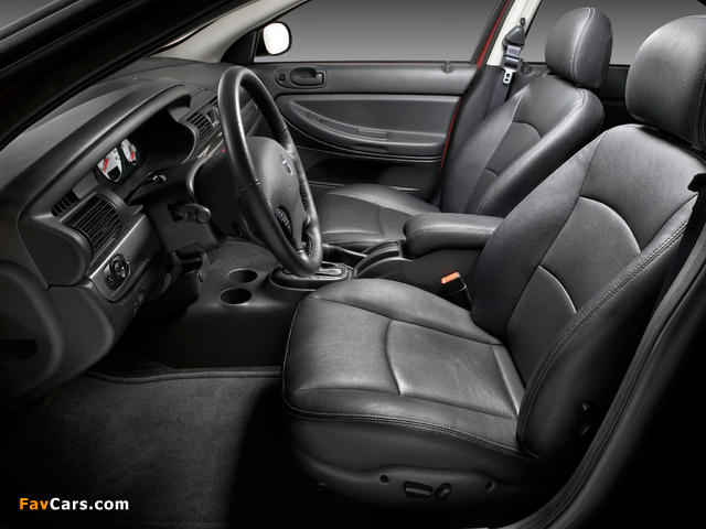 Photos of Dodge Stratus R/T 2004–06 (640 x 480)