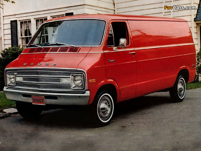 Images of Dodge Tradesman Maxivan 1977 (640 x 480)