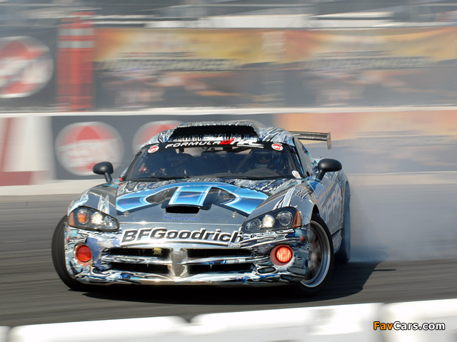 Mopar Dodge Viper SRT10 Coupe Formula Drift 2008–10 pictures (640 x 480)