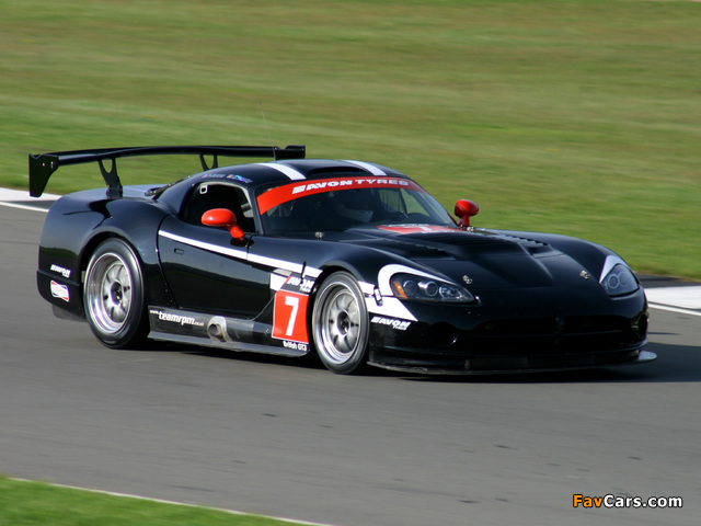 Images of Dodge Viper SRT10 Competition Coupe 2002–07 (640 x 480)