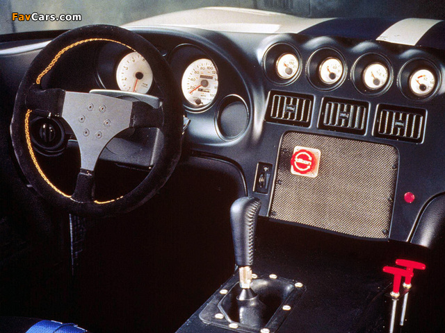 Photos of Dodge Viper GTS-R Race Car Prototype 1995 (640 x 480)
