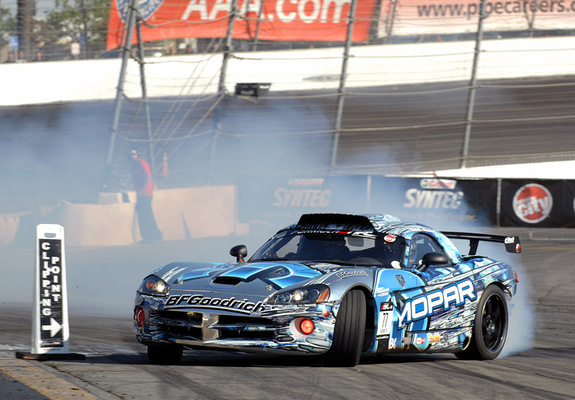 Photos of Mopar Dodge Viper SRT10 Coupe Formula Drift 2008–10