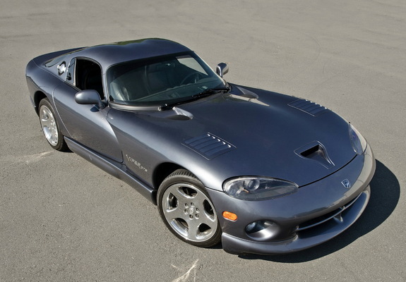 Pictures of Dodge Viper GTS 1996–2002