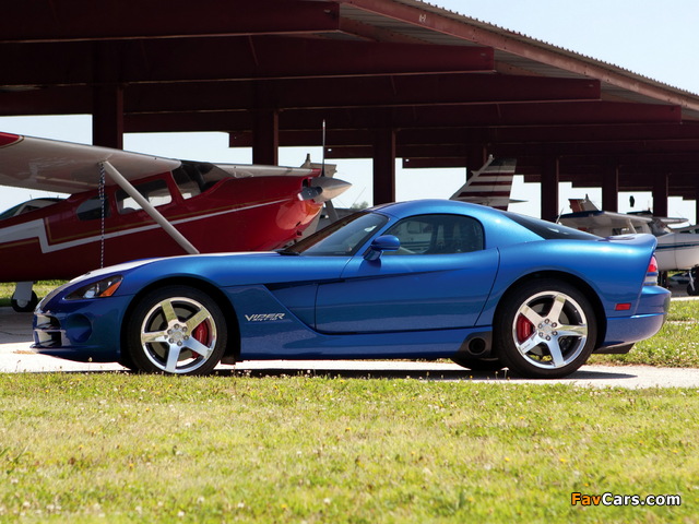 Pictures of Dodge Viper SRT10 Coupe 2006–07 (640 x 480)