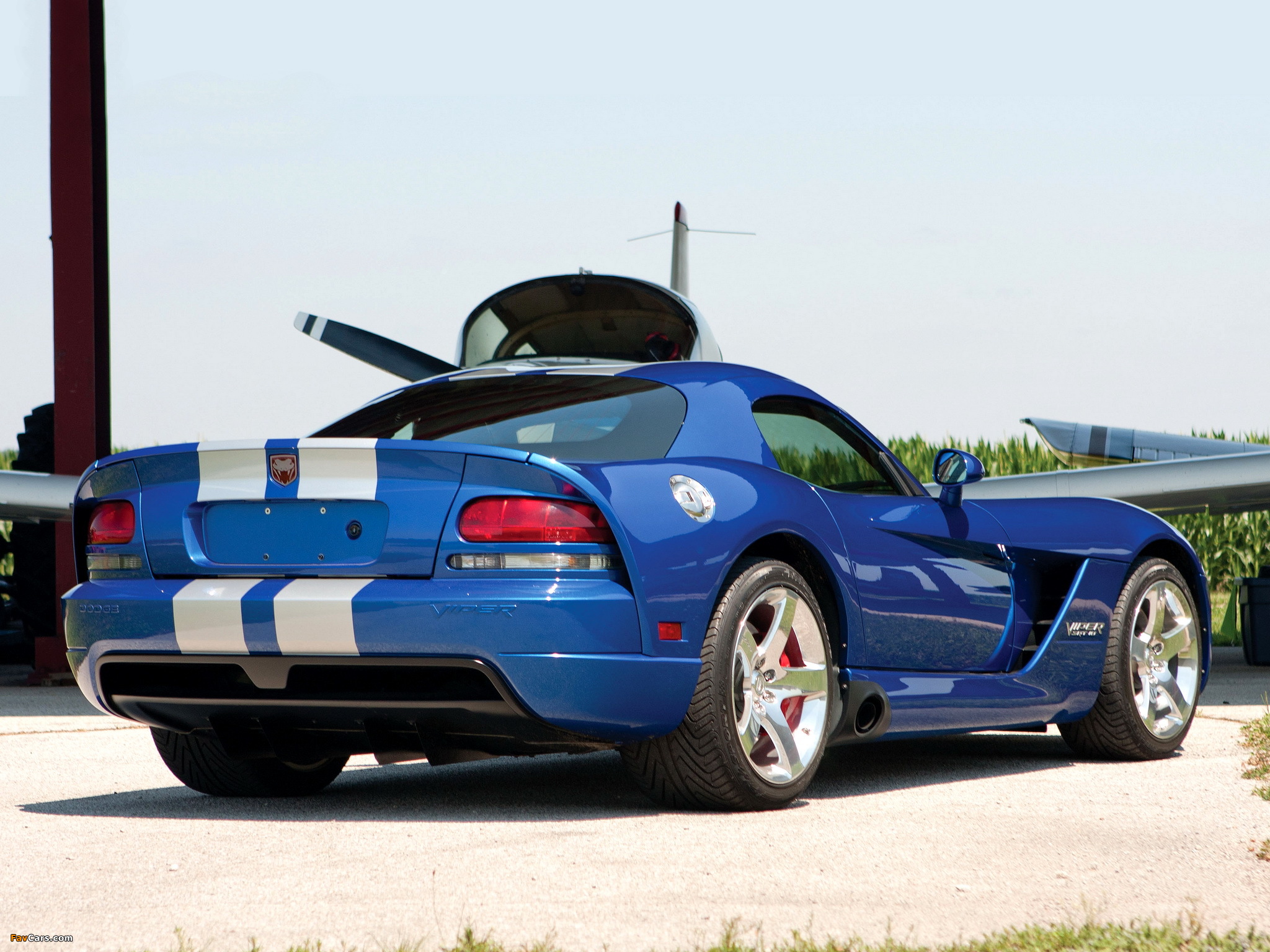 Pictures of Dodge Viper SRT10 Coupe 2006–07 (2048 x 1536)