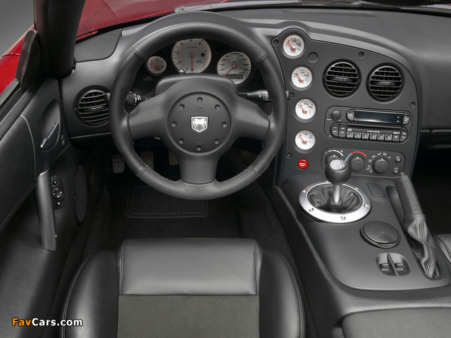 Pictures of Dodge Viper SRT10 Coupe 2008–10 (640 x 480)