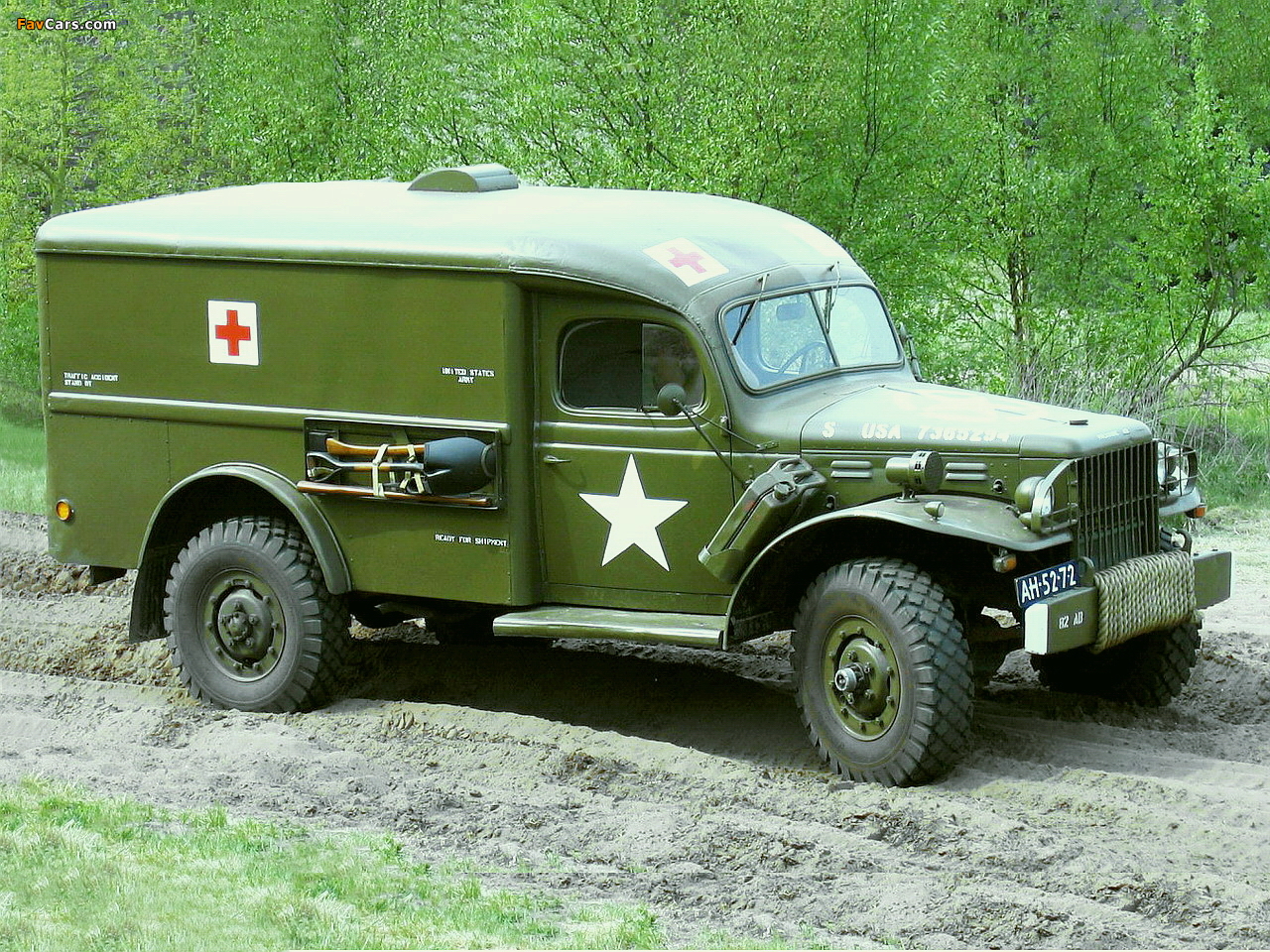 Dodge WC-54 Ambulance by Wayne (T214) 1942–44 pictures (1280 x 960)