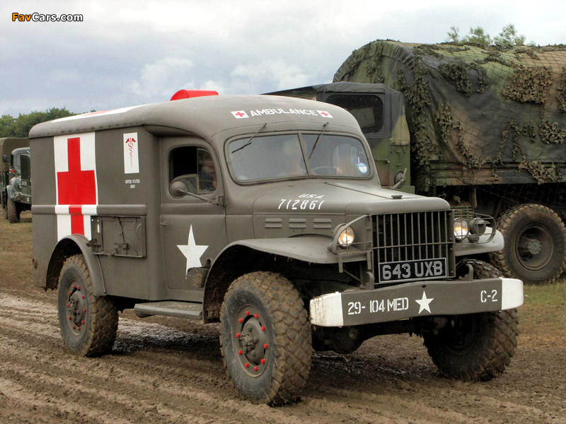 Photos of Dodge WC-54 Ambulance by Wayne (T214) 1942–44 (800 x 600)