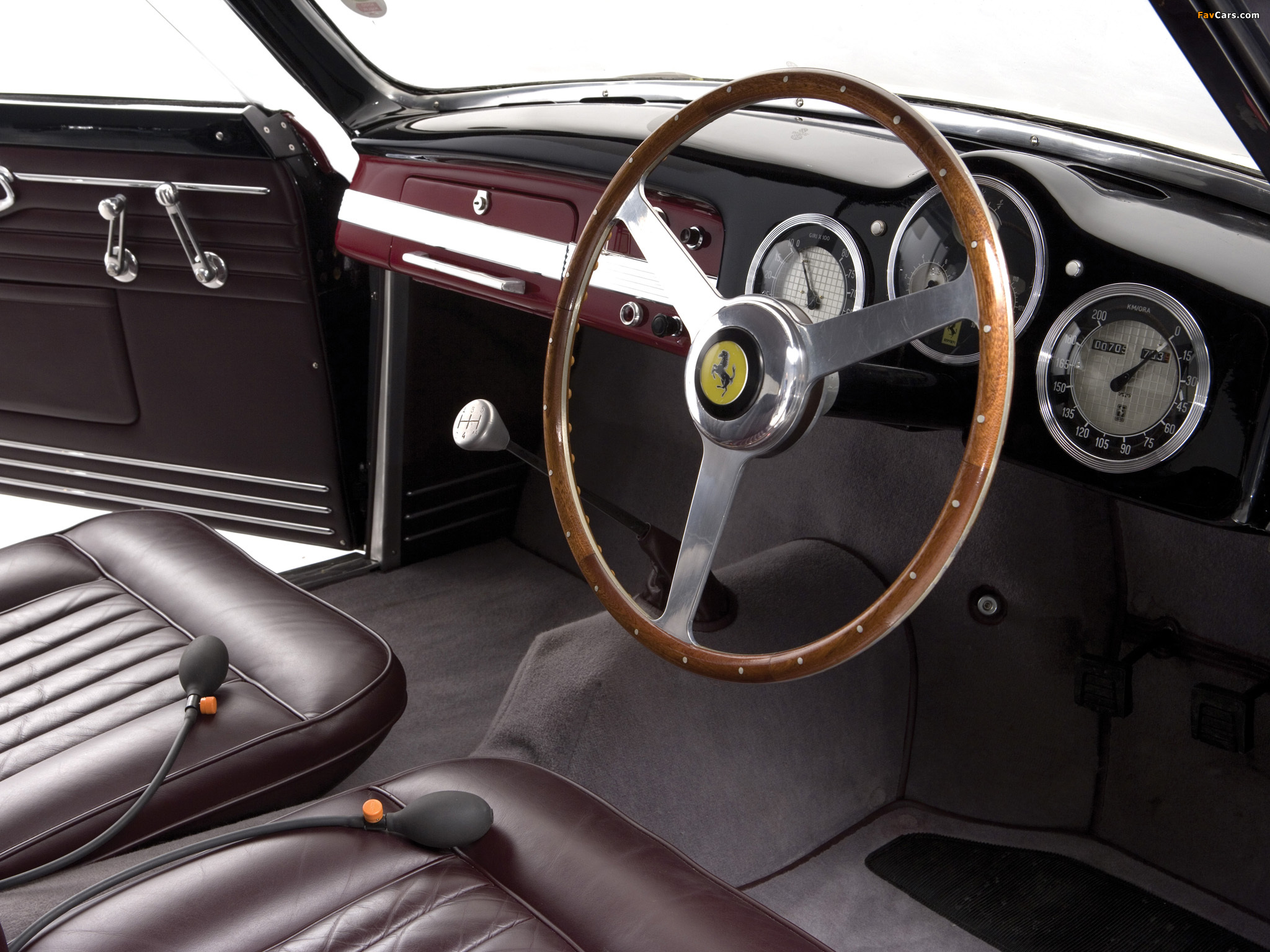 Pictures of Ferrari 195 Inter 1950–51 (2048 x 1536)