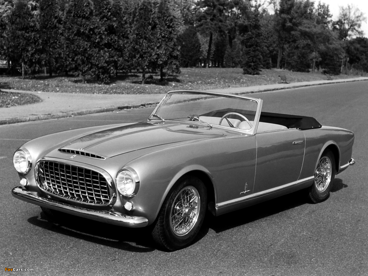 Pictures of Ferrari 212 Inter Pinin Farina Cabriolet 1952–53 (1280 x 960)