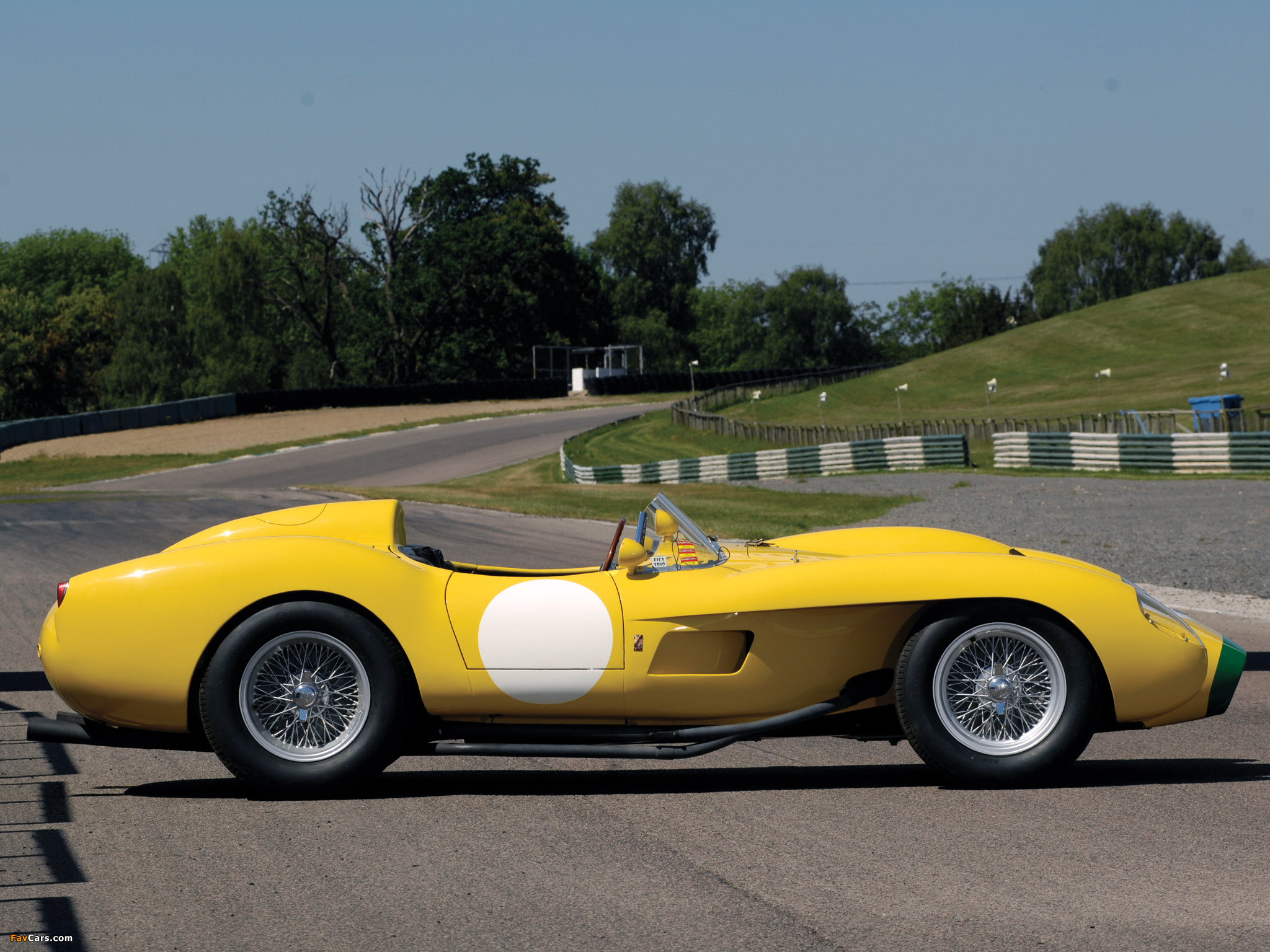 Ferrari 250 Testa Rossa Scaglietti Spyder Pontoon Fender 1957–58 pictures (2048 x 1536)