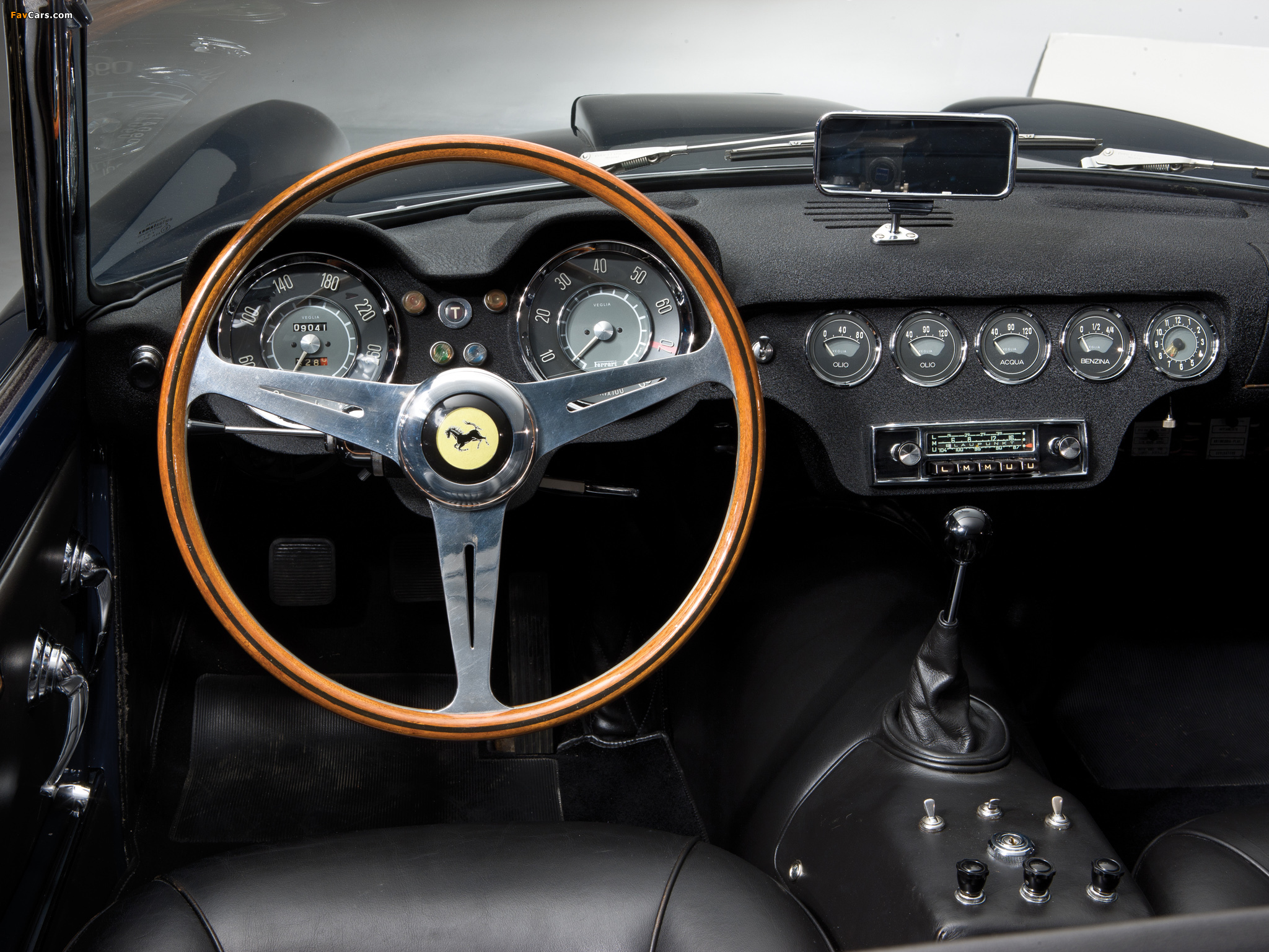 Ferrari 250 GT LWB California Spyder (open headlights) 1957–60 pictures (2048 x 1536)