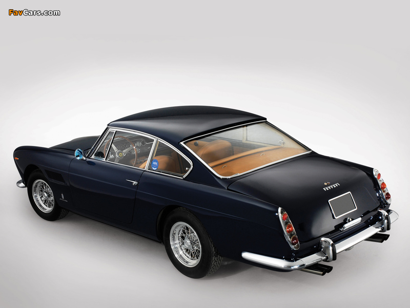 Ferrari 250 GT/E 2+2 1960–62 wallpapers (800 x 600)