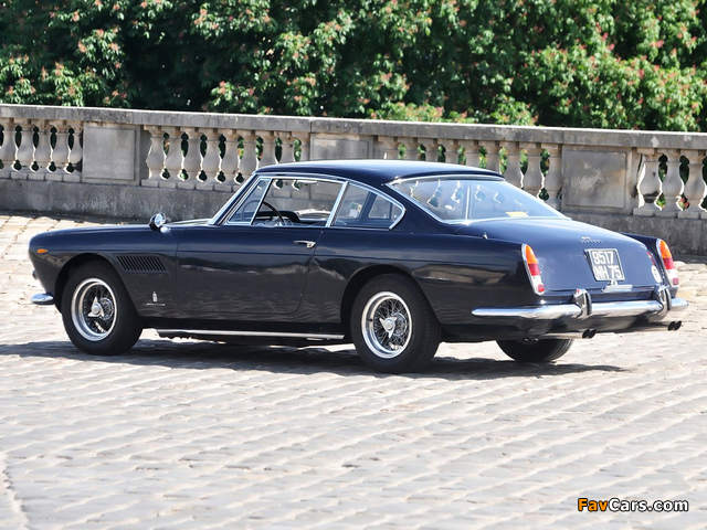 Ferrari 250 GT/E 2+2 (Series III) 1963 photos (640 x 480)