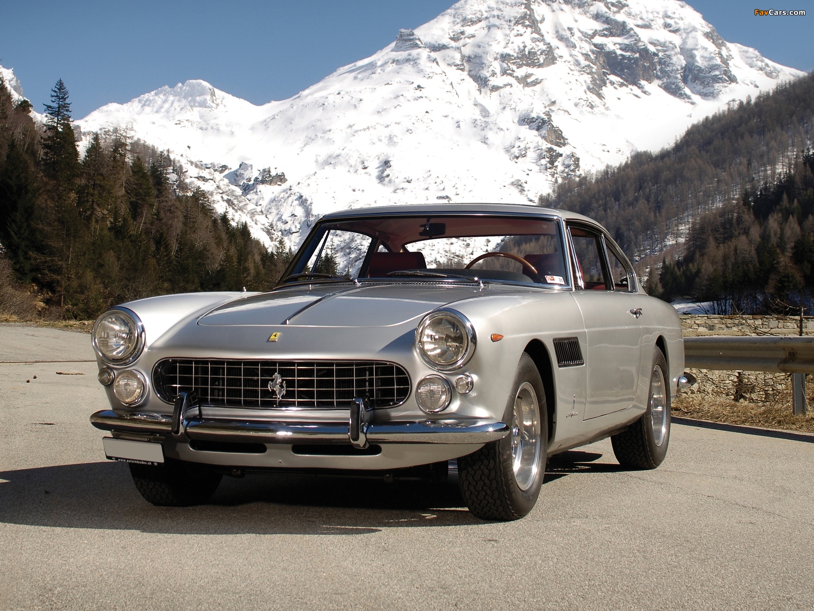 Ferrari 250 GT/E 2+2 (Series III) 1963 wallpapers (1600 x 1200)