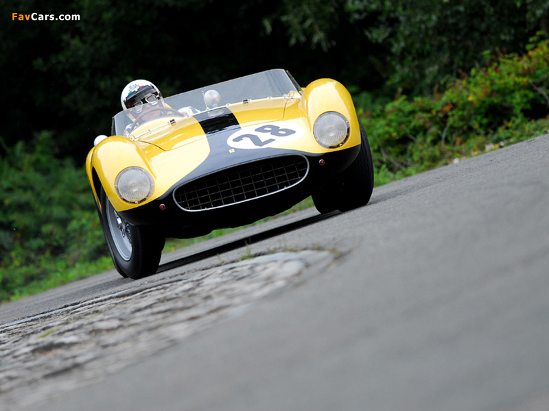 Photos of Ferrari 250 Testarossa Scaglietti Spyder 1957–58 (800 x 600)