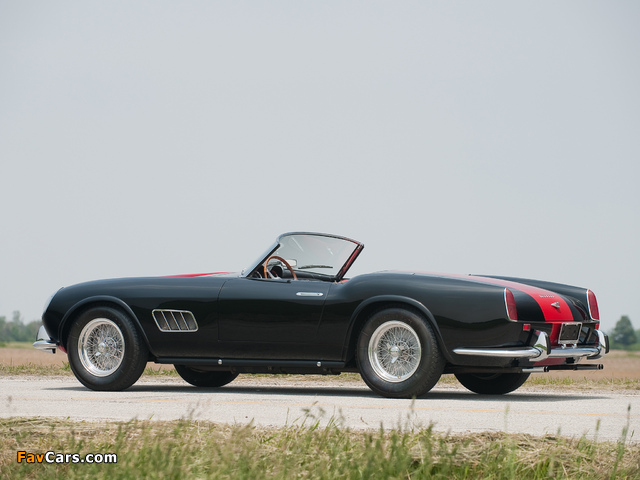 Pictures of Ferrari 250 GT LWB California Spyder (covered headlights) 1957–60 (640 x 480)