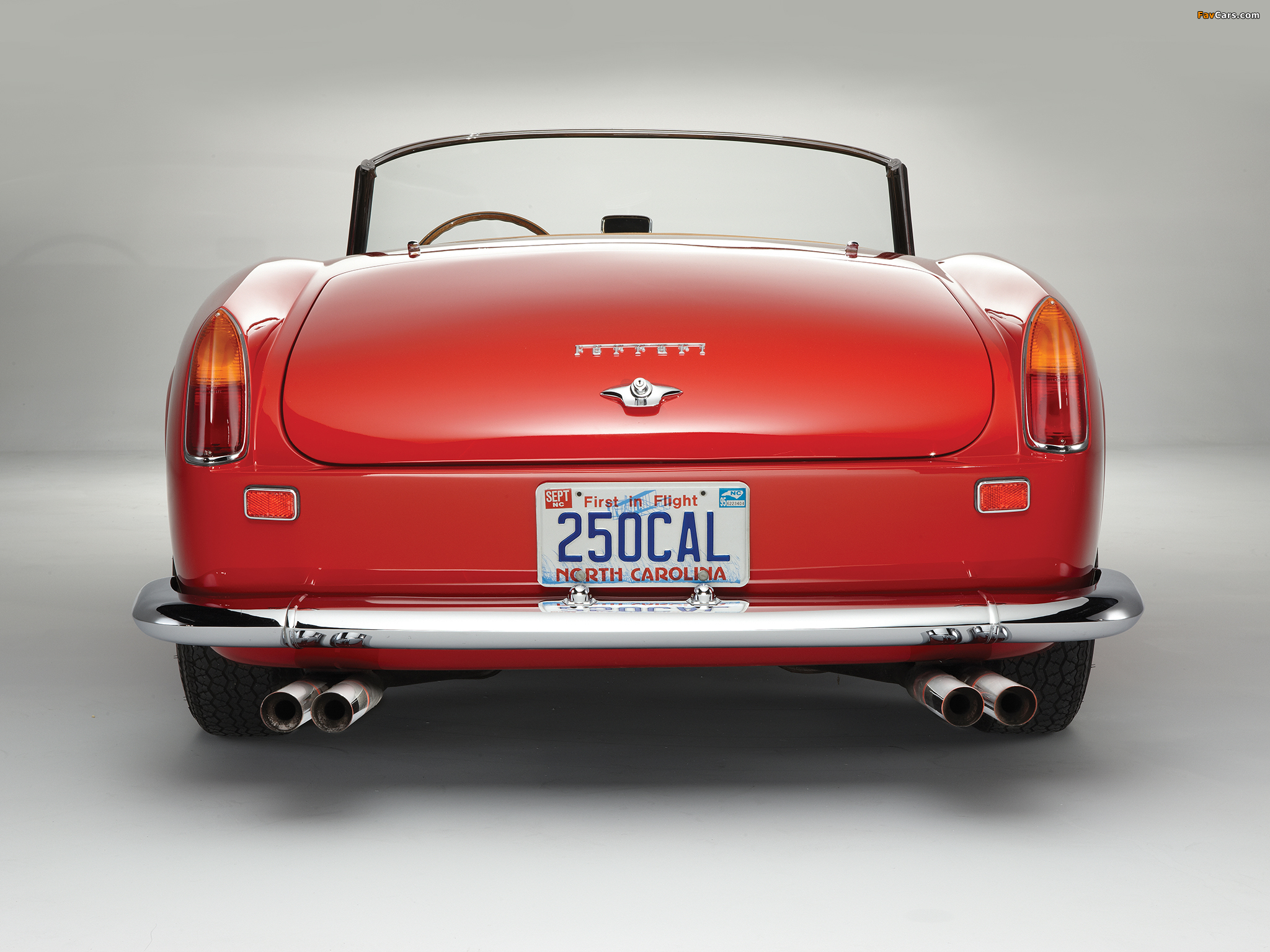 Pictures of Ferrari 250 GT SWB California Spyder (covered headlight) 1960–63 (2048 x 1536)