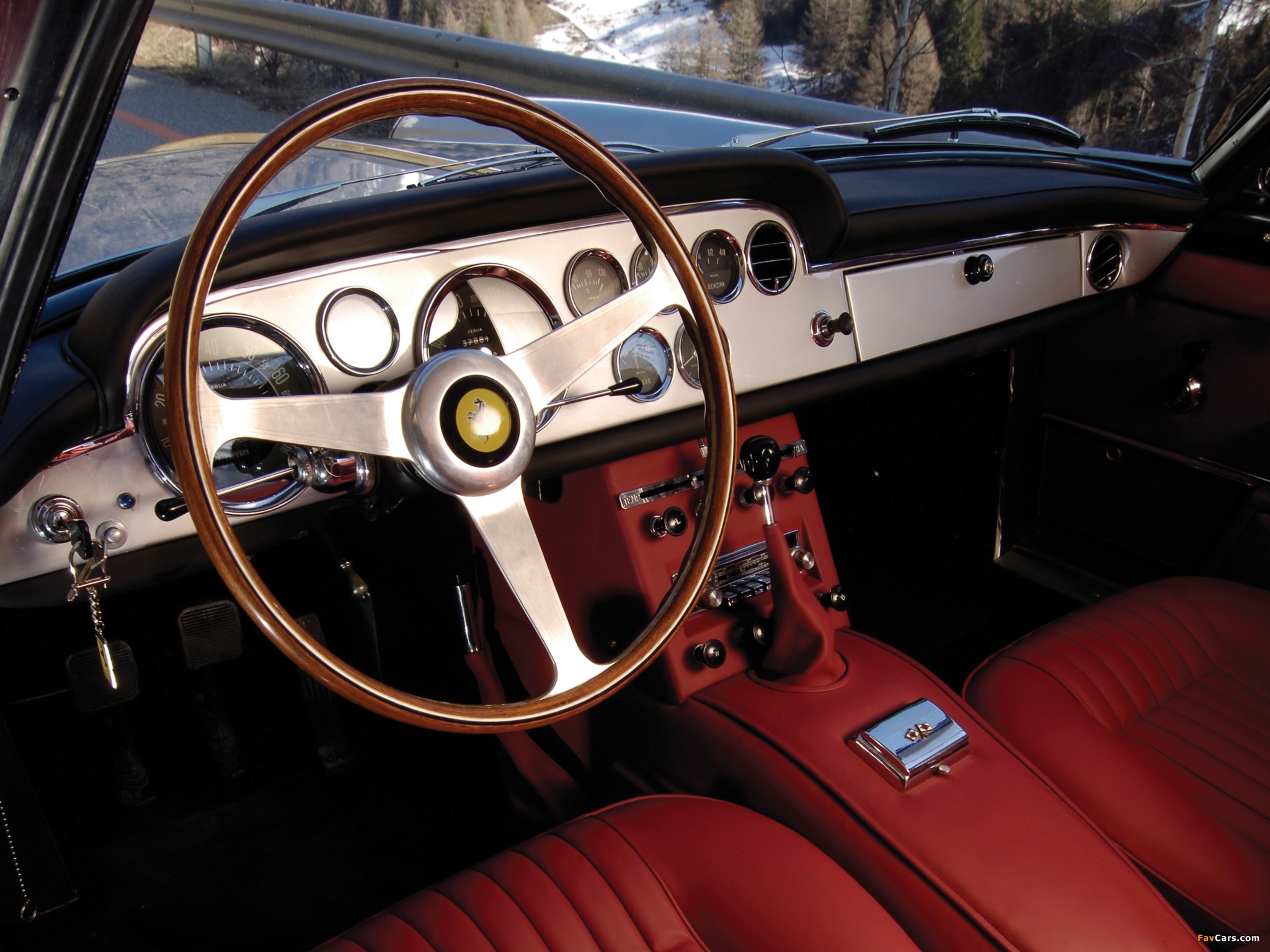 Pictures of Ferrari 250 GT/E 2+2 (Series III) 1963 (2048 x 1536)