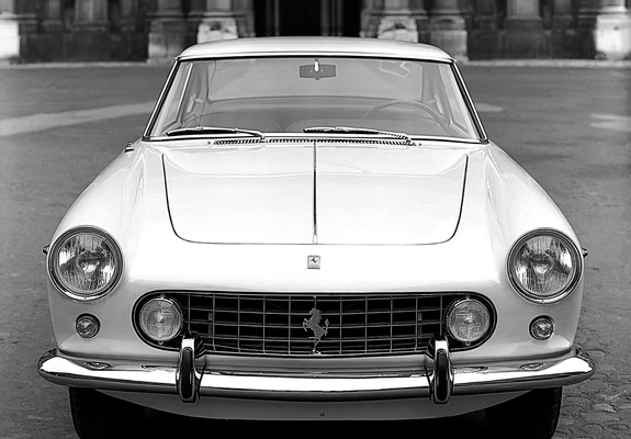 Ferrari 250 GT/E 2+2 1960–62 wallpapers