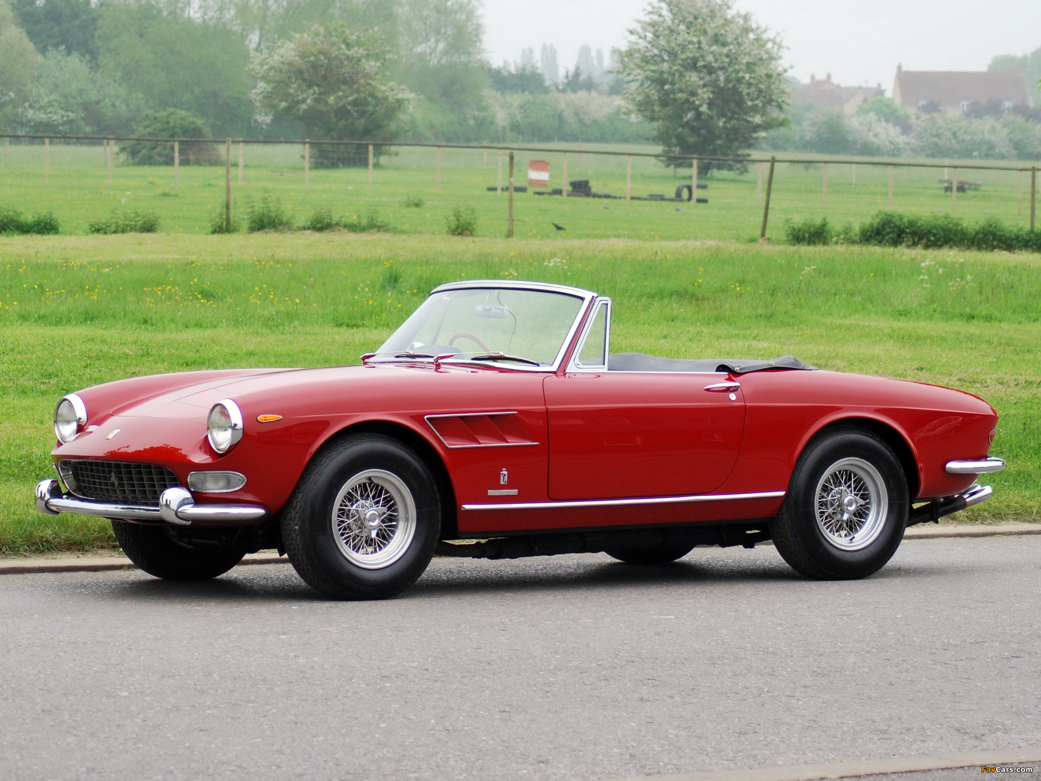 Ferrari 275 GTS UK-spec 1964–66 images (2048 x 1536)