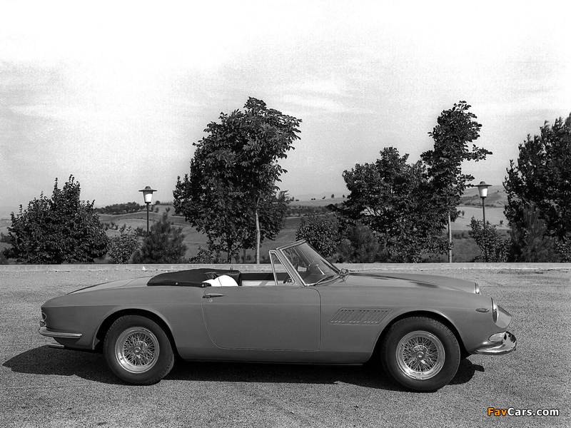 Ferrari 275 GTS Spider 1964–66 pictures (800 x 600)