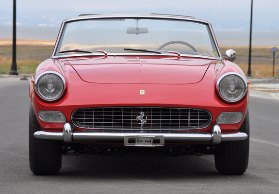 Ferrari 275 GTS Spider 1964–66 pictures