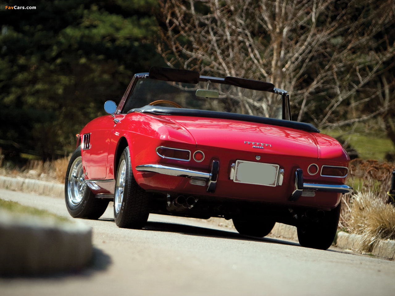 Photos of Ferrari 275 GTS Spider 1964–66 (1280 x 960)