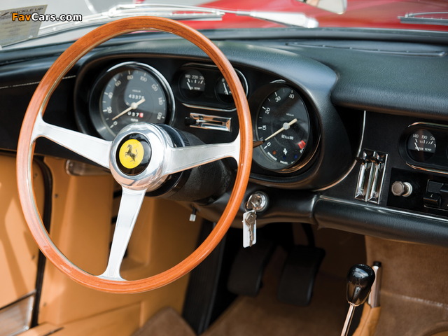 Photos of Ferrari 275 GTB/4 NART Spider 1967–68 (640 x 480)