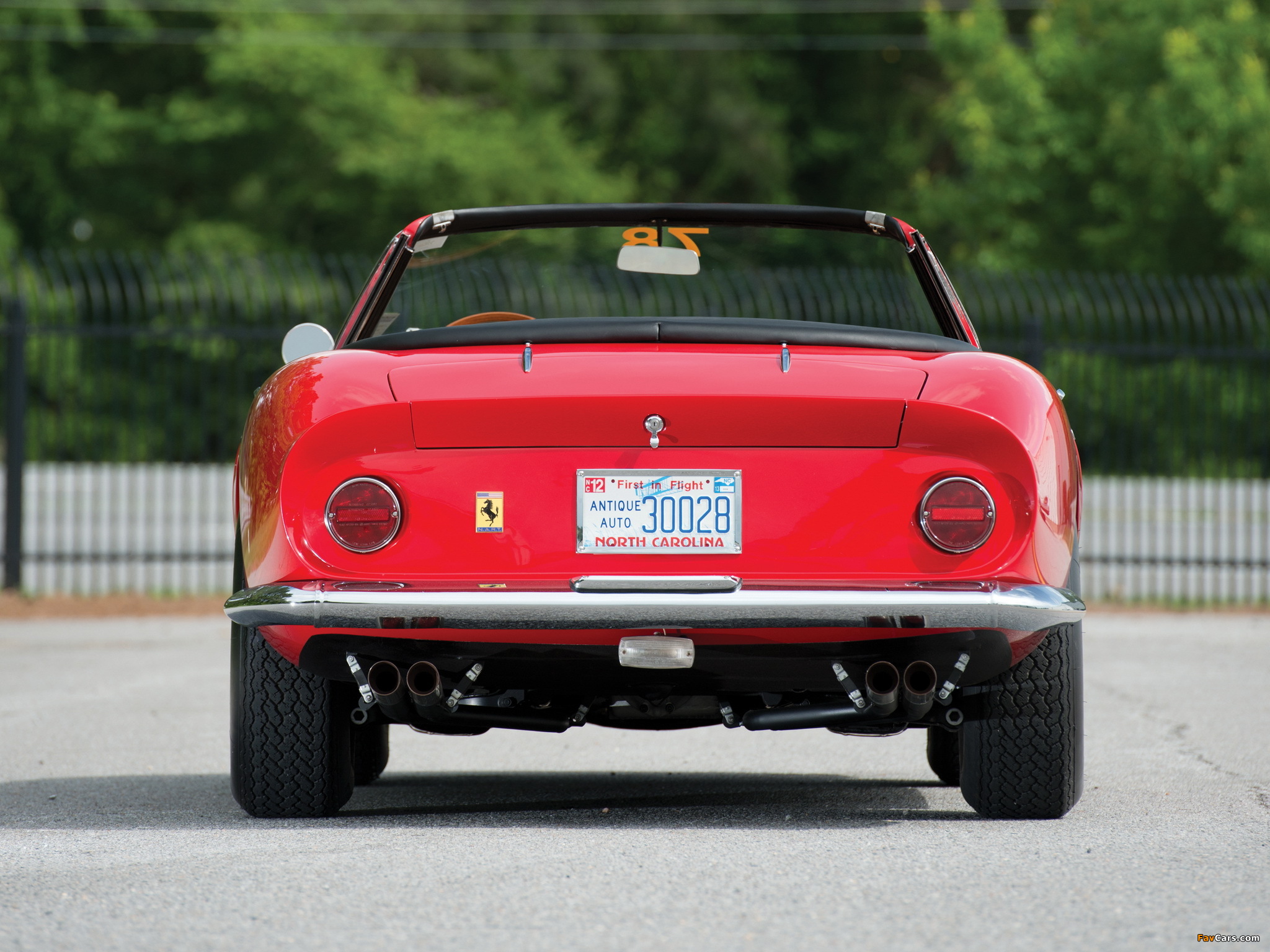 Pictures of Ferrari 275 GTB/4 NART Spider 1967–68 (2048 x 1536)