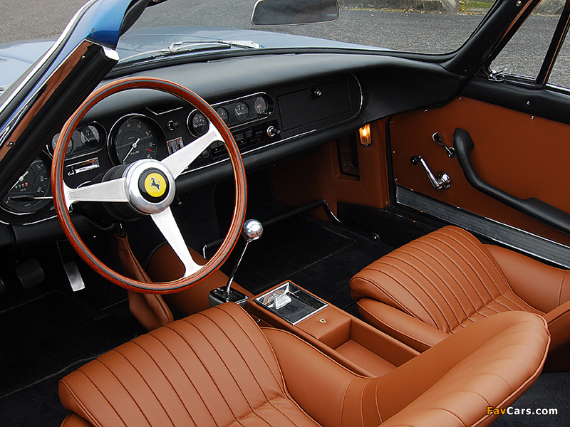 Pictures of Ferrari 275 GTB/4 NART Spider 1967–68 (800 x 600)