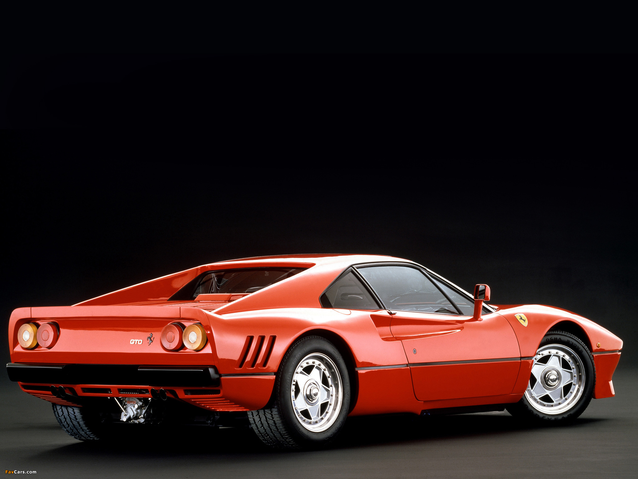 Ferrari 288 GTO 1984–86 pictures (2048 x 1536)