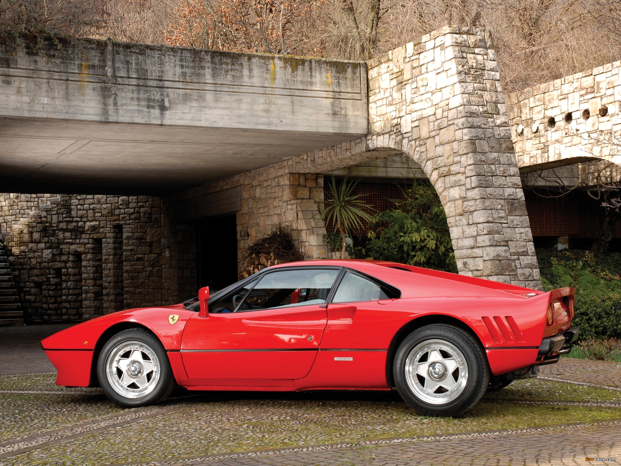 Ferrari 288 GTO 1984–86 wallpapers (2048 x 1536)