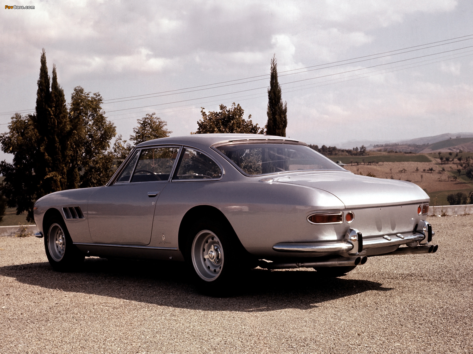 Ferrari 330 GT 2+2 (Series II) 1965–67 pictures (1600 x 1200)