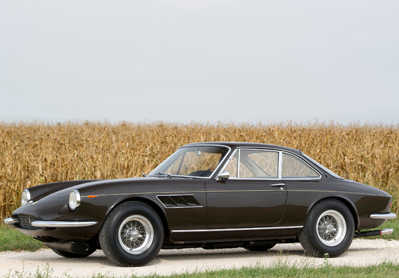 Ferrari 330 GTC 1966–68 pictures