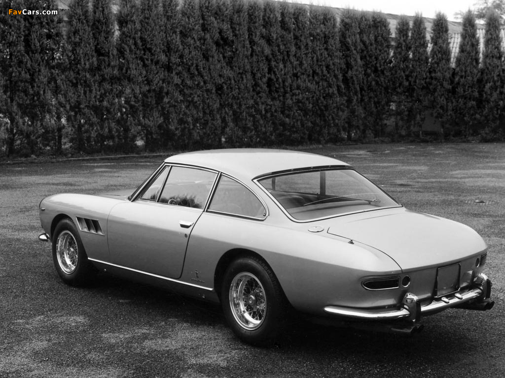 Images of Ferrari 330 GT 2+2 (Series II) 1965–67 (1024 x 768)