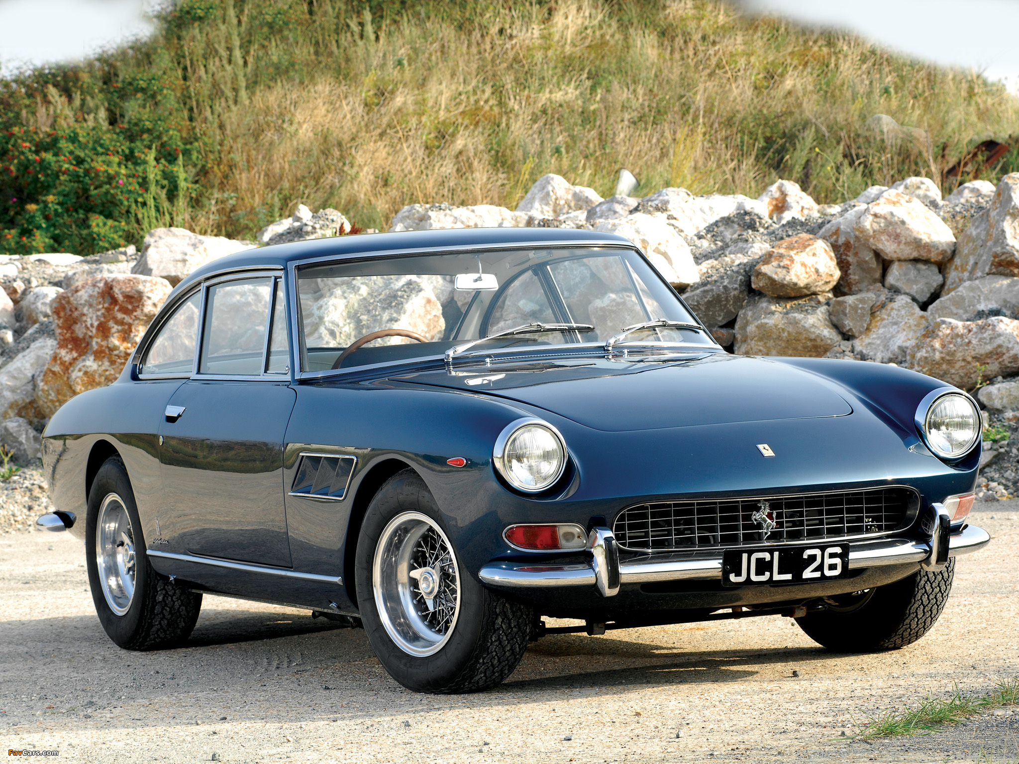 Images of Ferrari 330 GT 2+2 UK-spec (Series II) 1965–67 (2048 x 1536)