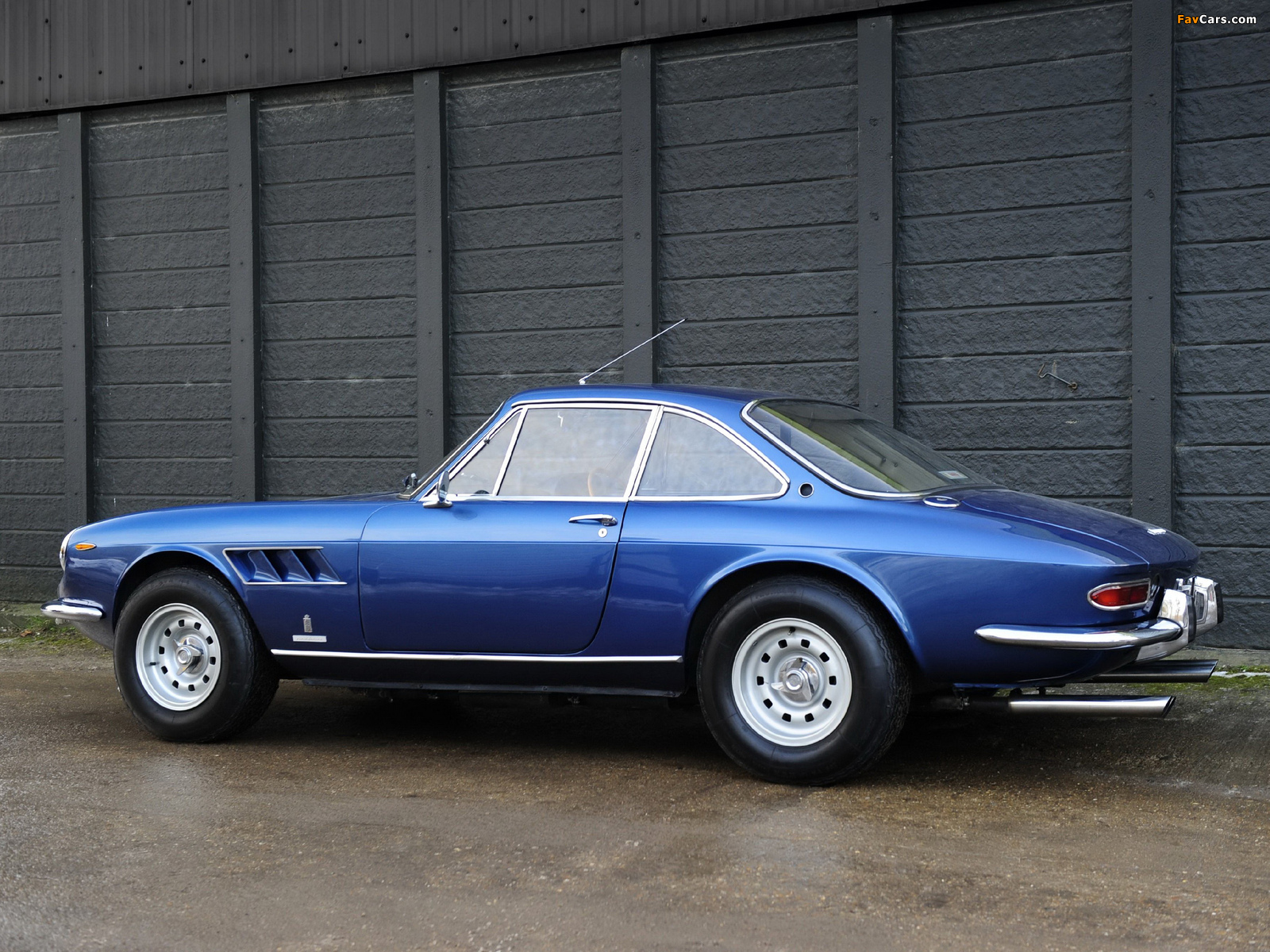 Photos of Ferrari 330 GTC UK-spec 1966–68 (1600 x 1200)