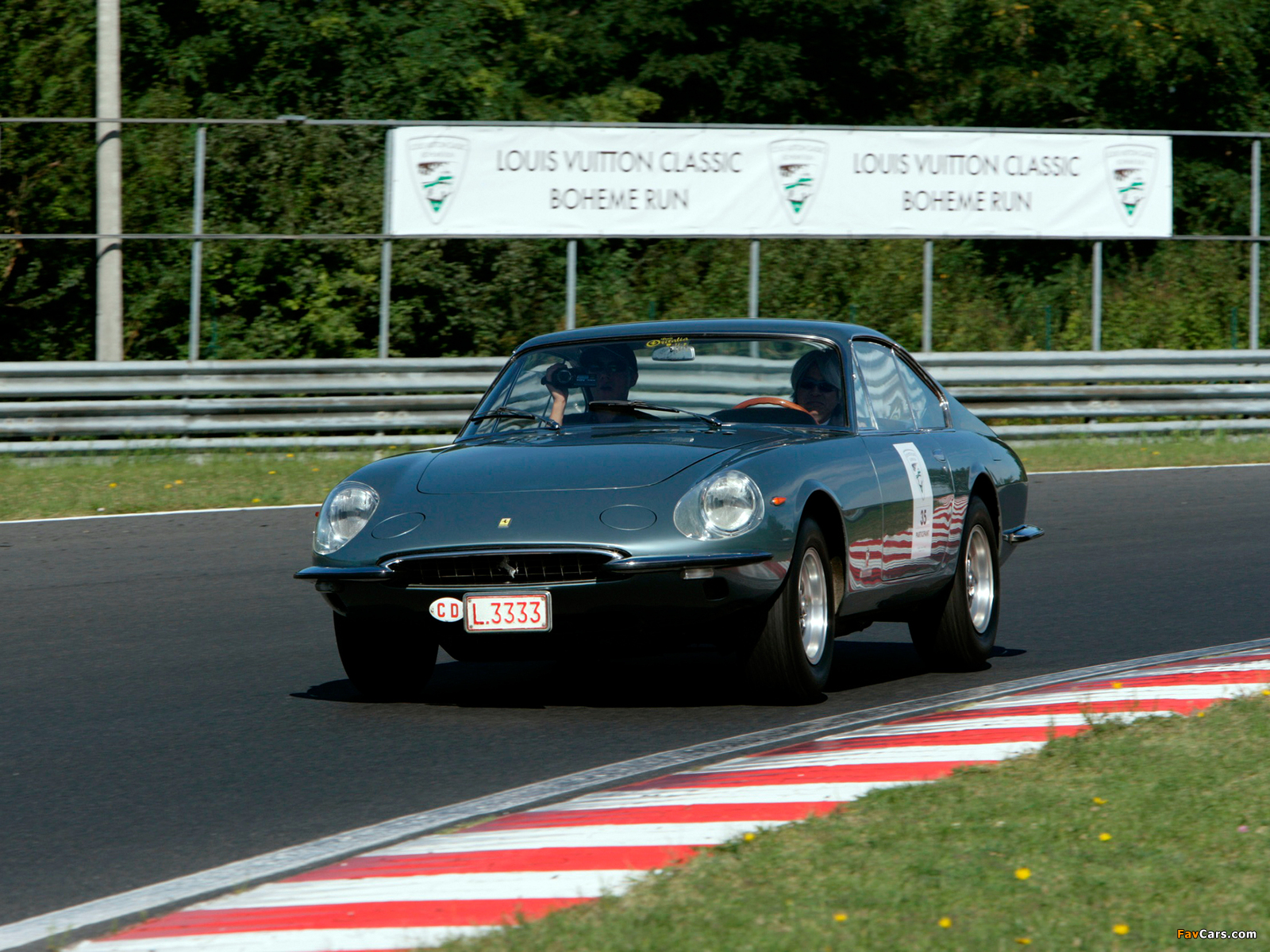 Photos of Ferrari 330 GTC Speciale 1967 (1600 x 1200)